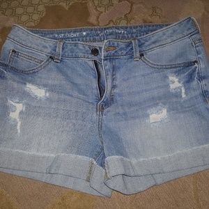 Jennifer Lopez jean shorts